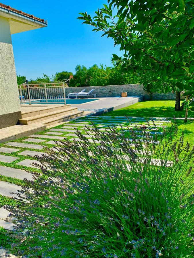 Villa Endi,A Gem Near Sibenik Unesic Exterior photo