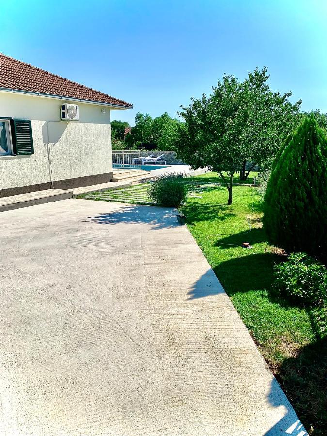Villa Endi,A Gem Near Sibenik Unesic Exterior photo